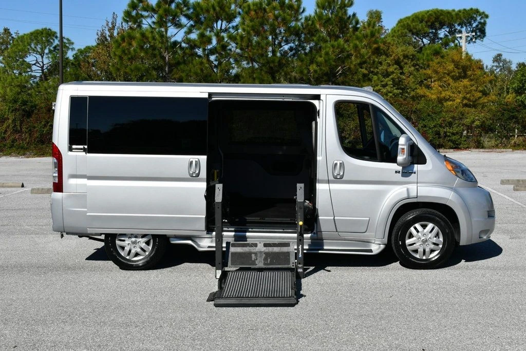 2017 Ram ProMaster - Image 9 of 12