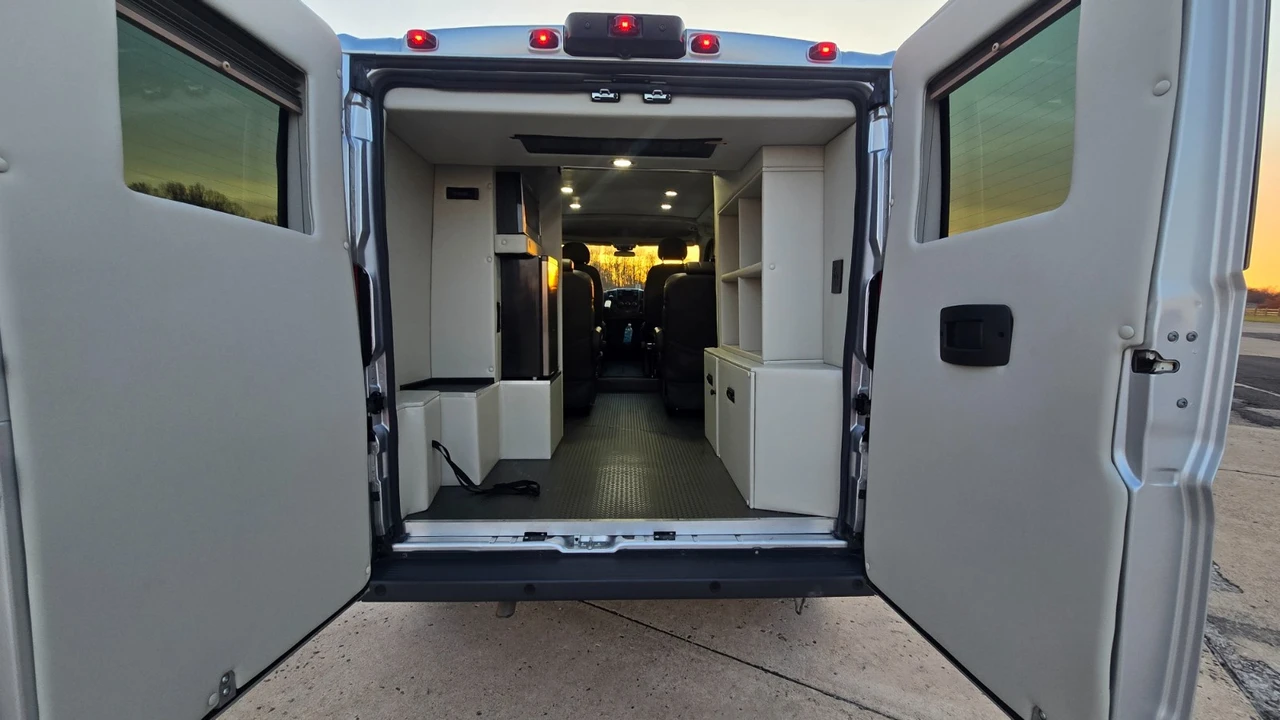 2017 Ram ProMaster - Image 17 of 21