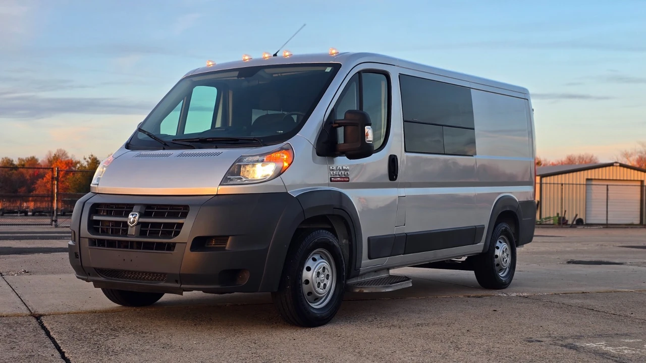 2017 Ram ProMaster - Image 2 of 21