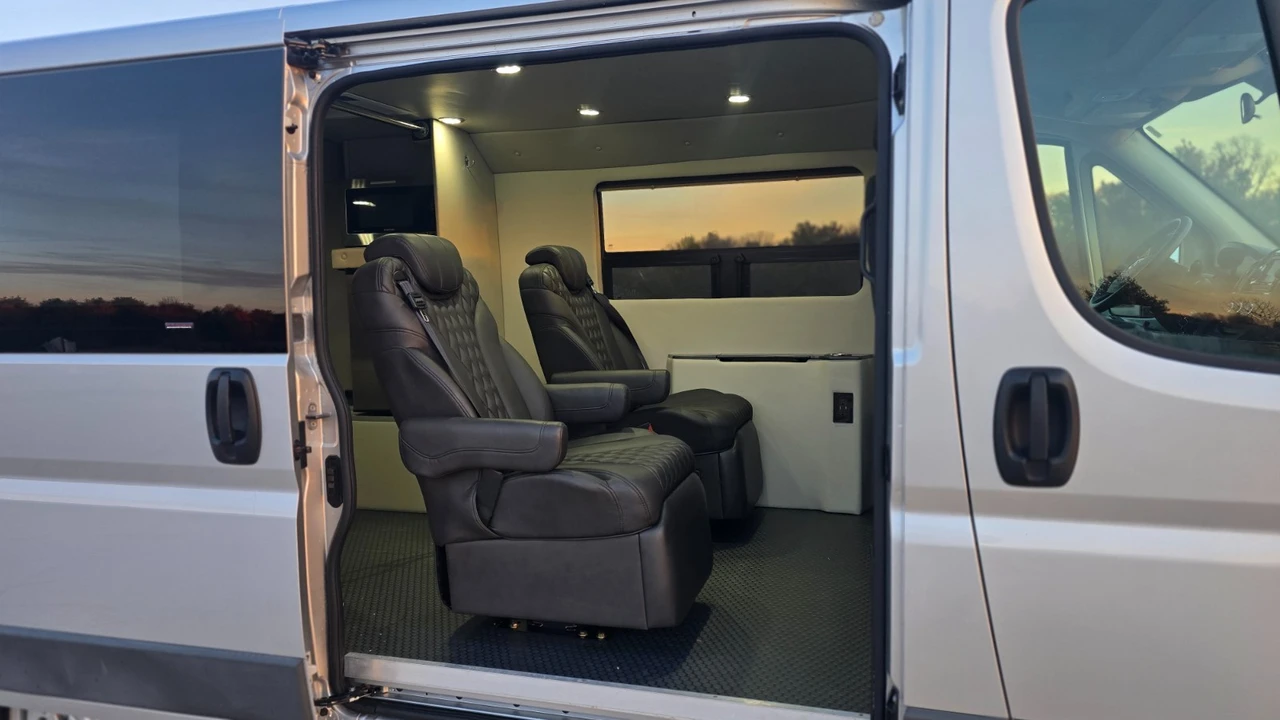2017 Ram ProMaster - Image 16 of 21