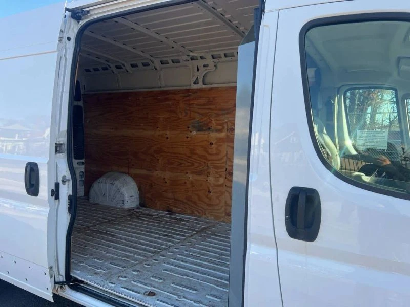 2017 Ram ProMaster - Image 9 of 12