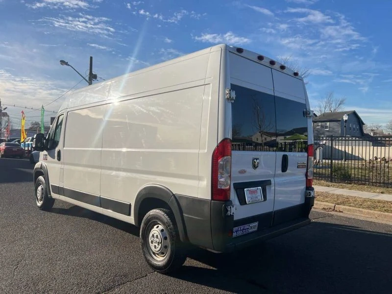 2017 Ram ProMaster - Image 5 of 12
