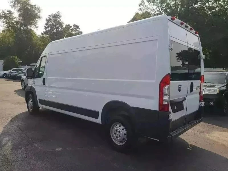 2017 Ram ProMaster - Image 3 of 12