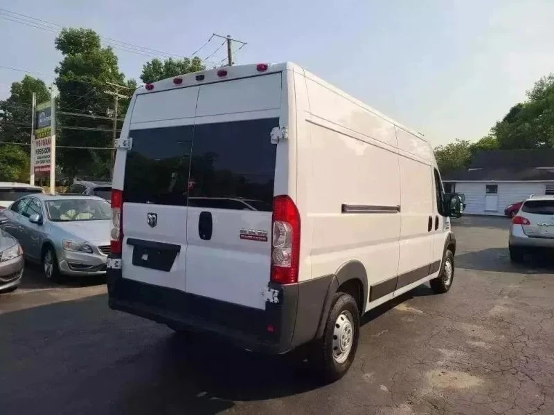 2017 Ram ProMaster - Image 5 of 12