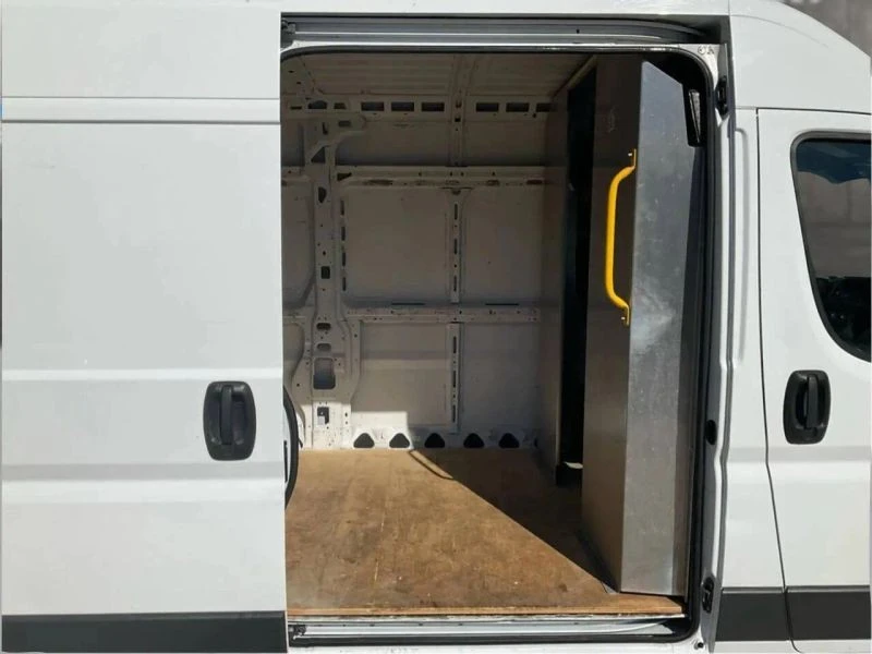 2017 Ram ProMaster - Image 4 of 12
