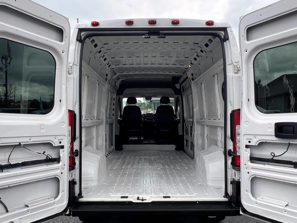 2017 Ram ProMaster - Image 10 of 21
