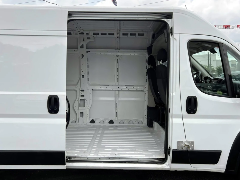 2017 Ram ProMaster - Image 8 of 21