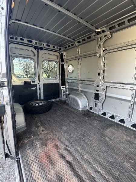 2017 Ram ProMaster - Image 19 of 21