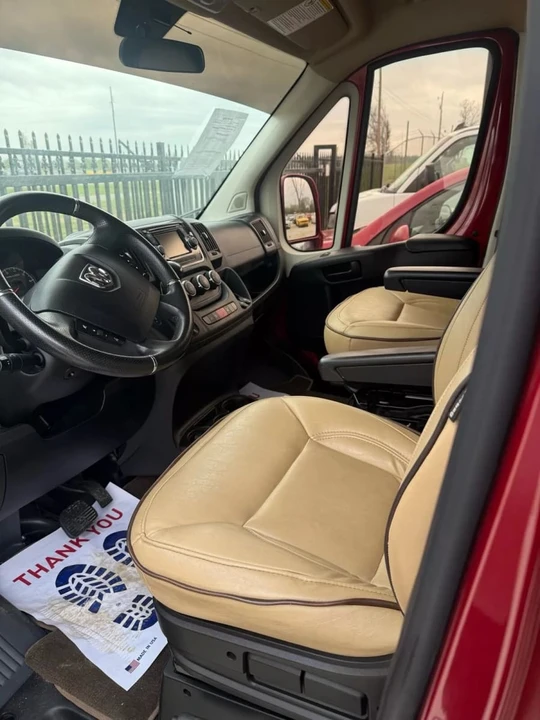 2017 Ram ProMaster - Image 4 of 9