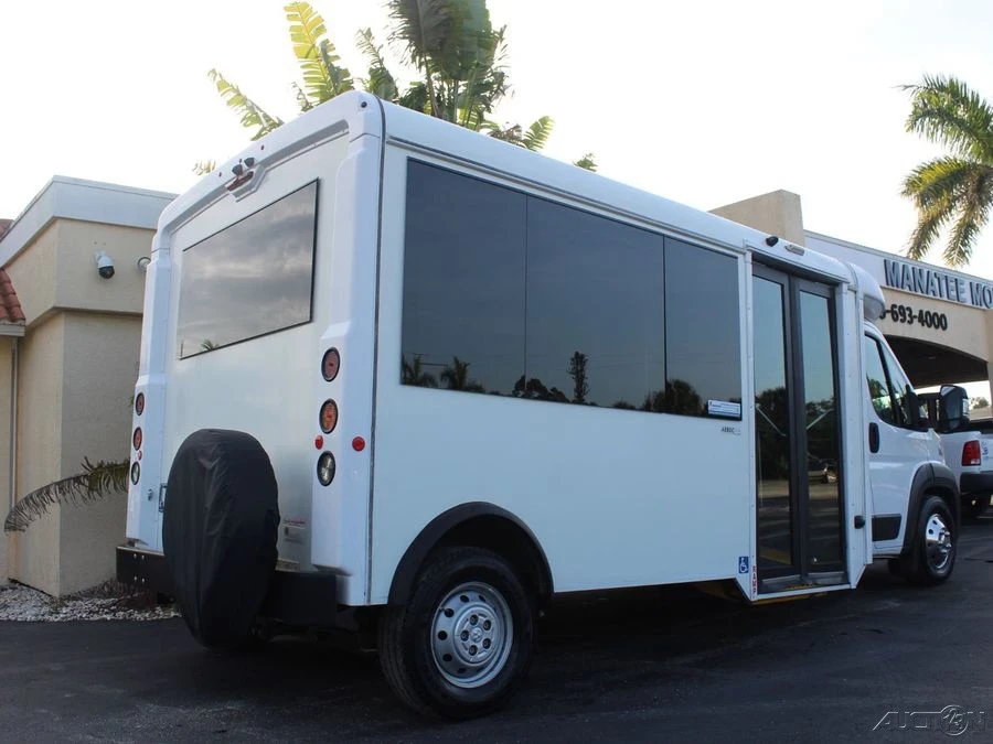 2017 Ram ProMaster - Image 5 of 12