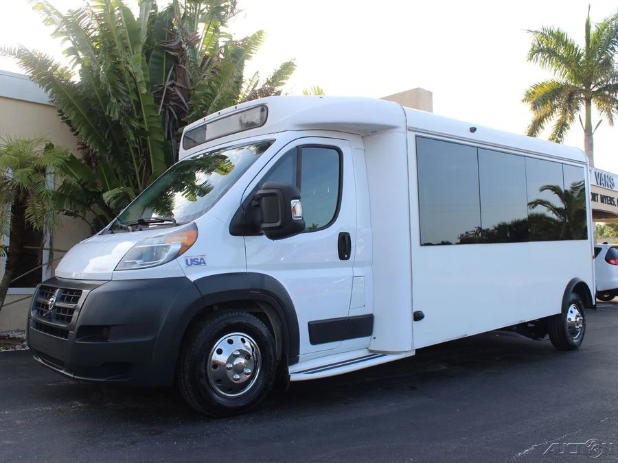 2017 Ram ProMaster - Image 6 of 12