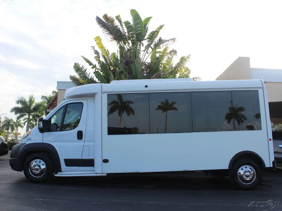2017 Ram ProMaster - Image 7 of 12