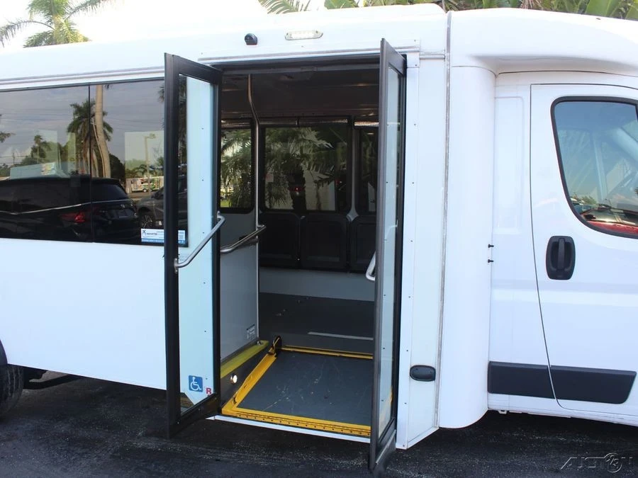 2017 Ram ProMaster - Image 11 of 12