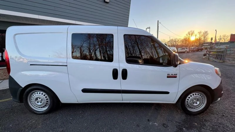 2017 Ram ProMaster - Image 7 of 12
