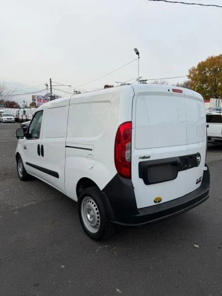 2017 Ram ProMaster - Image 3 of 8