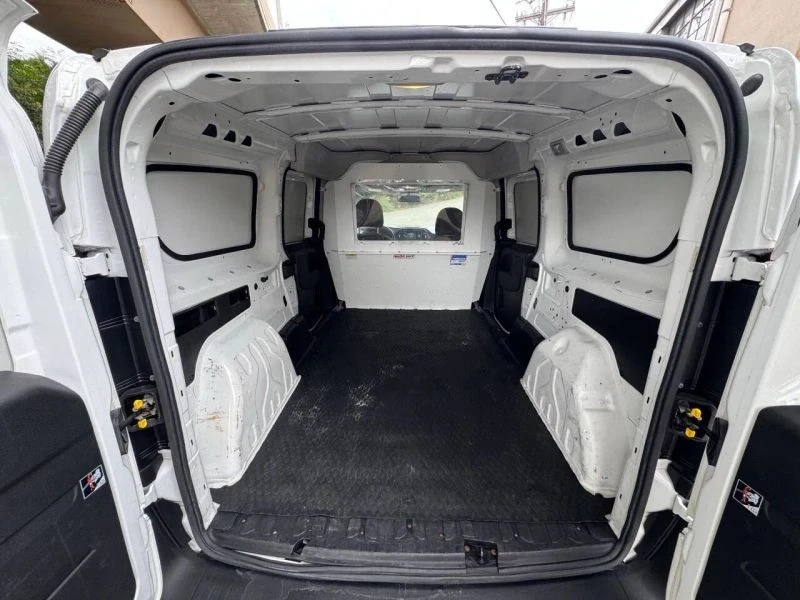 2017 Ram ProMaster - Image 10 of 12