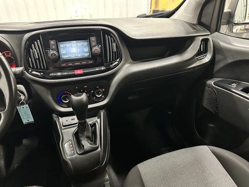 2017 Ram ProMaster - Image 9 of 21