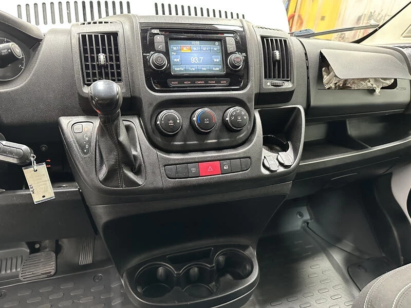 2017 Ram ProMaster - Image 9 of 12