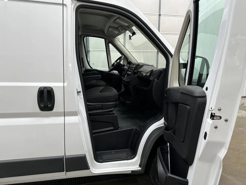 2017 Ram ProMaster - Image 14 of 19