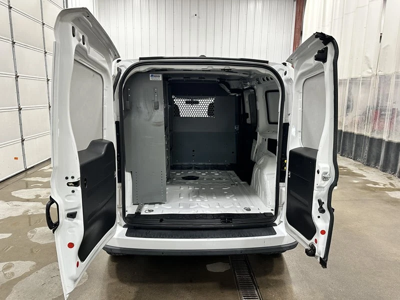 2017 Ram ProMaster - Image 12 of 21