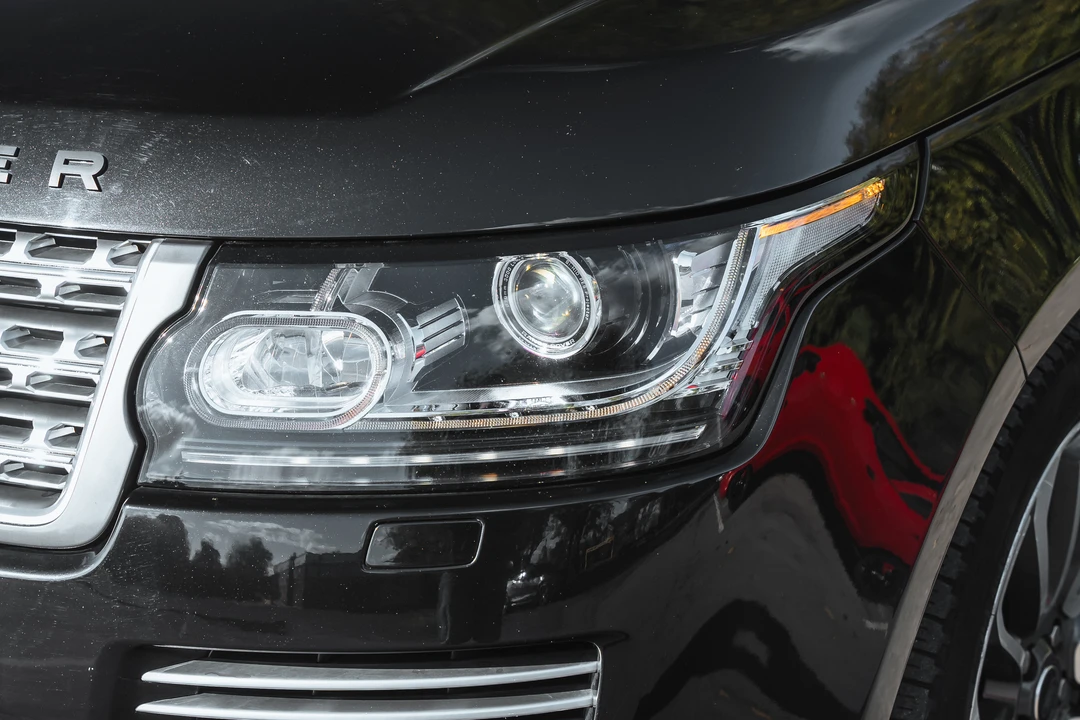 2017 Land Rover Range Rover L405 - Image 24 of 31