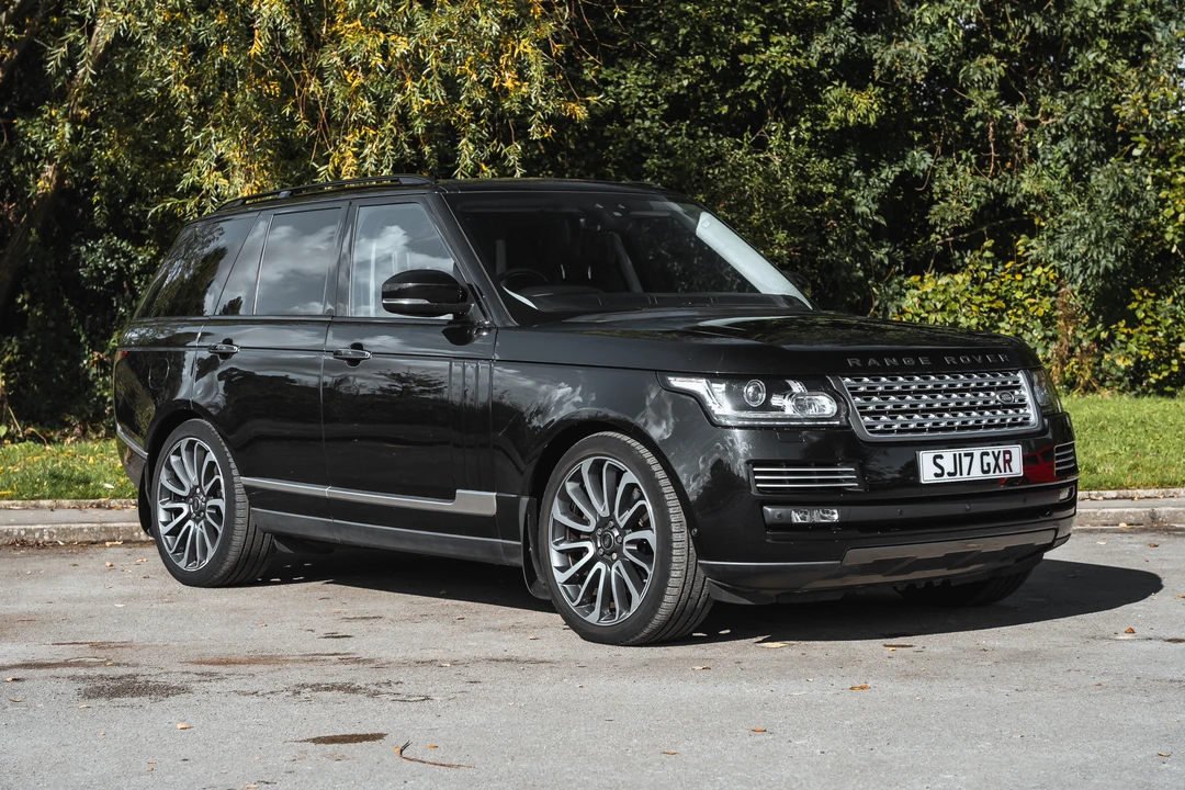 2017 Land Rover Range Rover L405 - Image 11 of 31