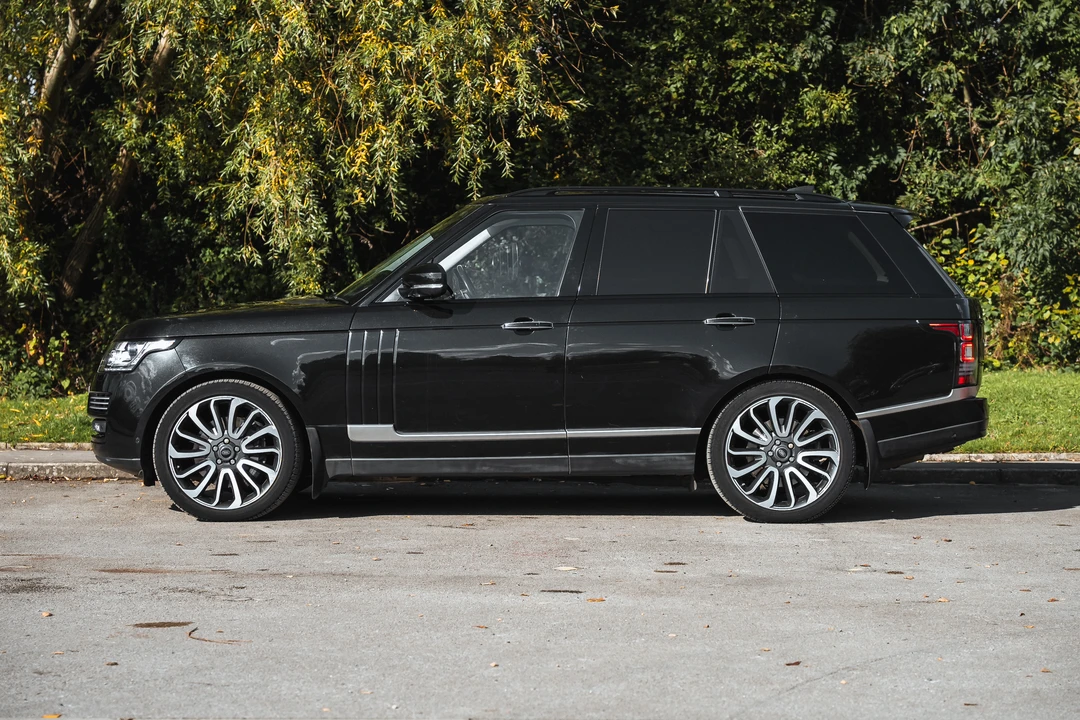 2017 Land Rover Range Rover L405 - Image 16 of 31