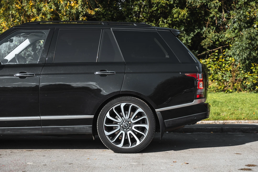 2017 Land Rover Range Rover L405 - Image 21 of 31