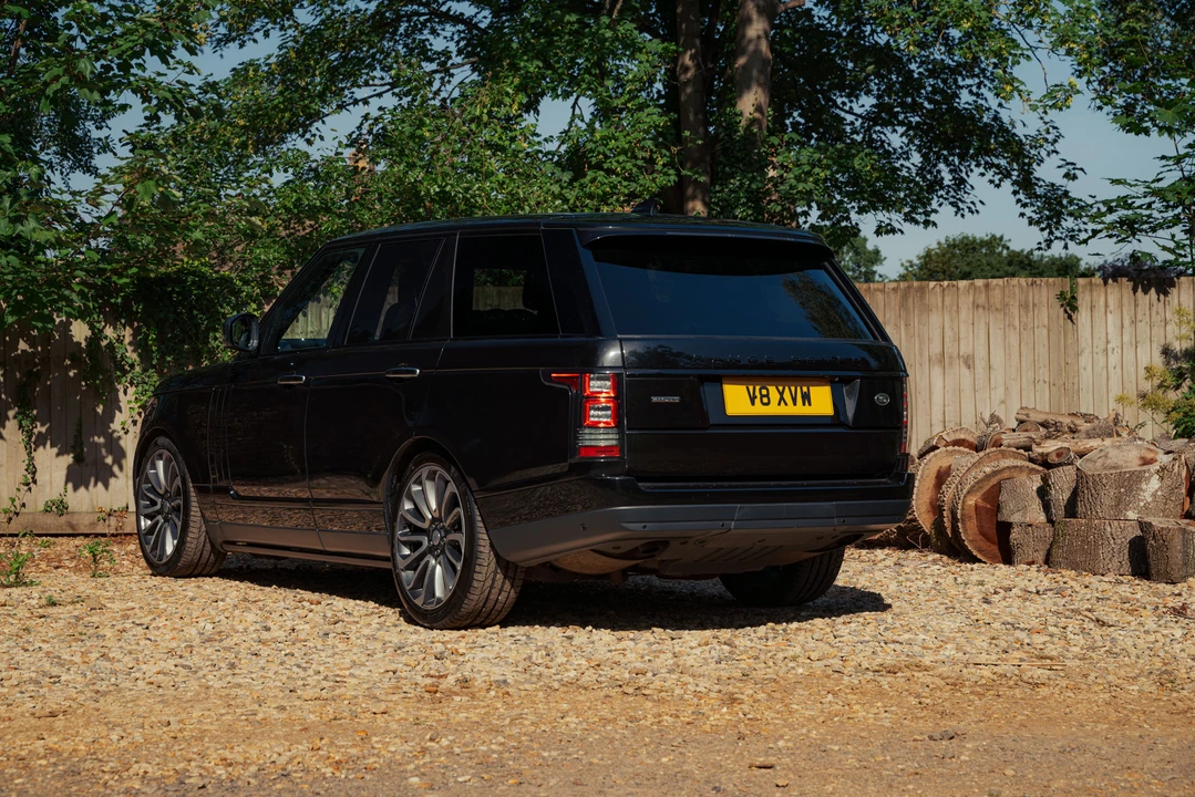 2017 Land Rover Range Rover L405 - Image 6 of 31