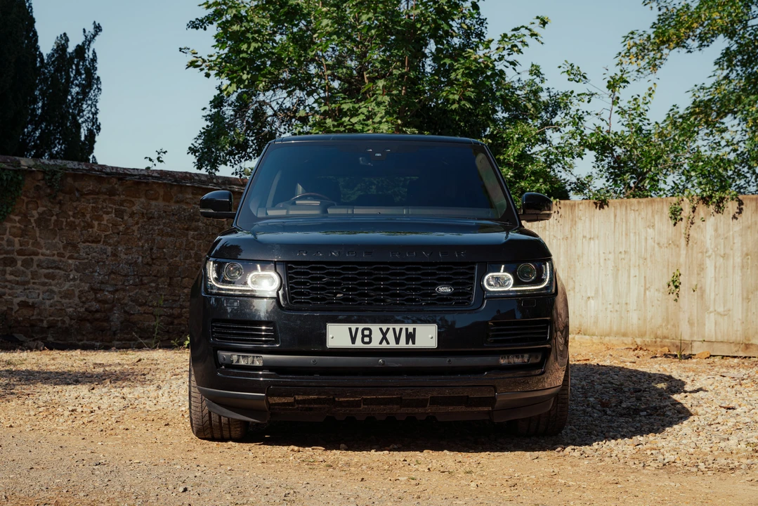 2017 Land Rover Range Rover L405 - Image 2 of 31