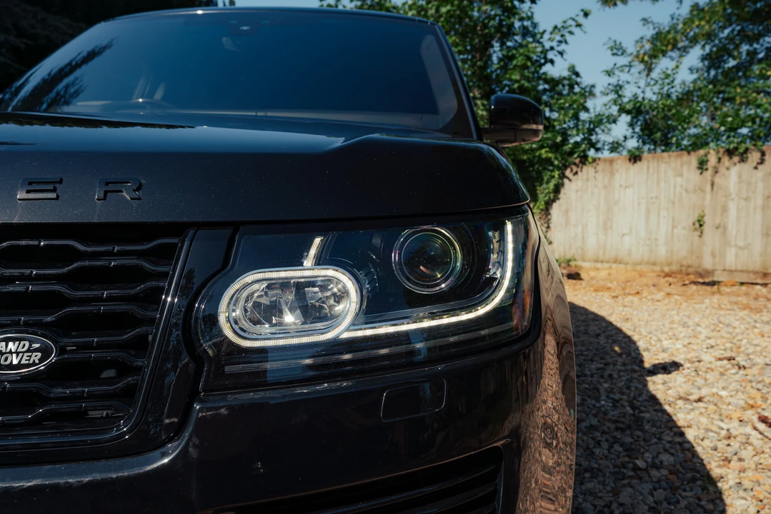 2017 Land Rover Range Rover L405 - Image 19 of 31