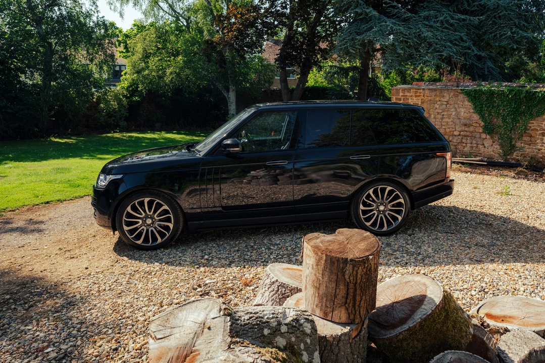 2017 Land Rover Range Rover L405 - Image 7 of 31