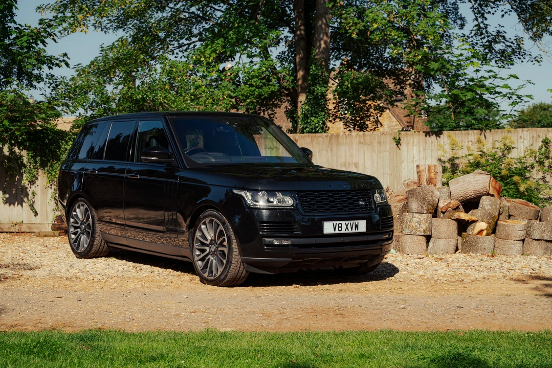 2017 Land Rover Range Rover L405 - Image 3 of 31