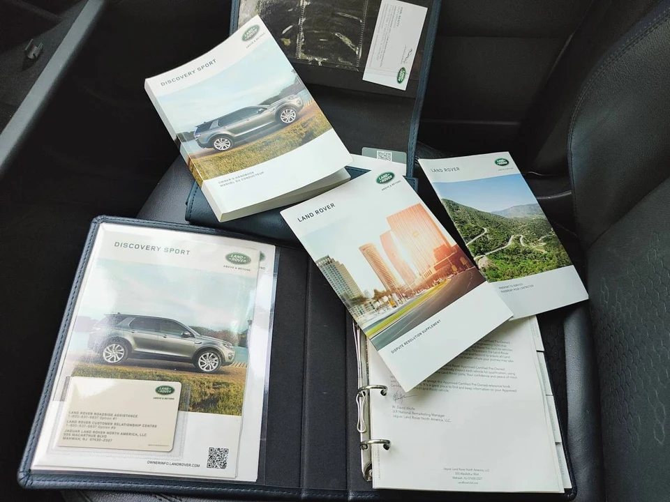 2017 Land Rover Discovery 5th Gen - Image 13 of 16