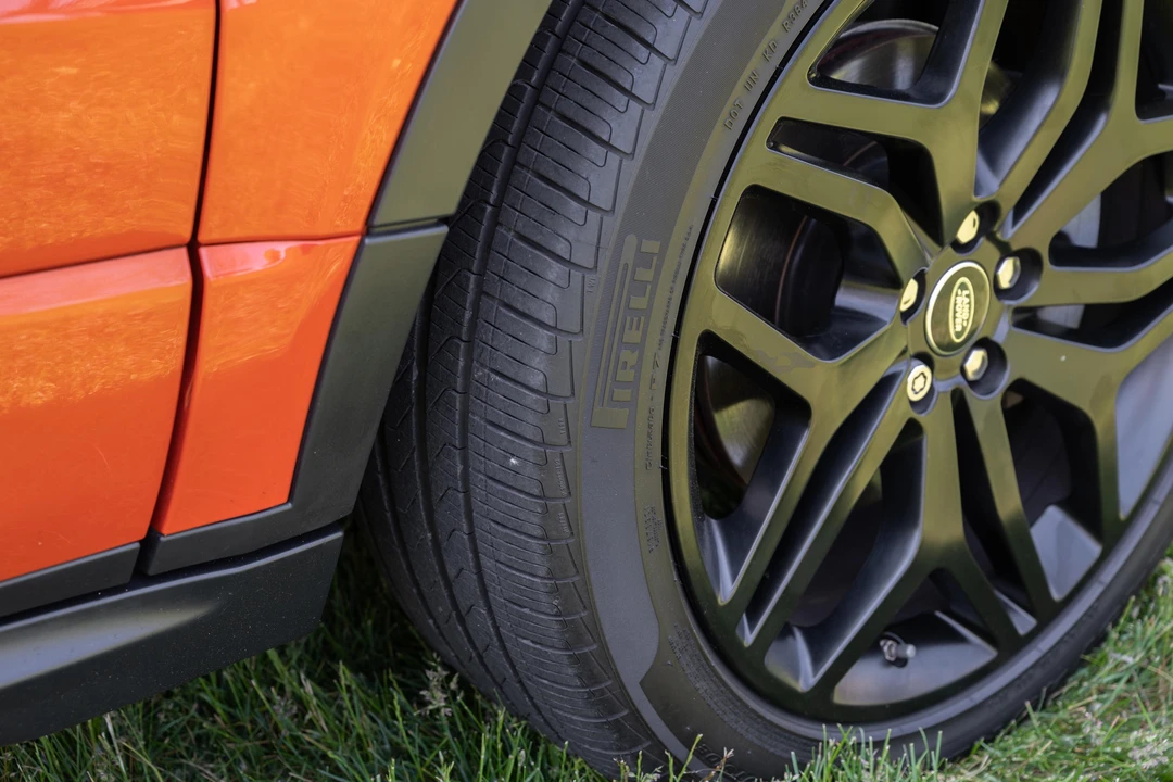 2017 Land Rover Range Rover Evoque 1st Gen - Image 24 of 31