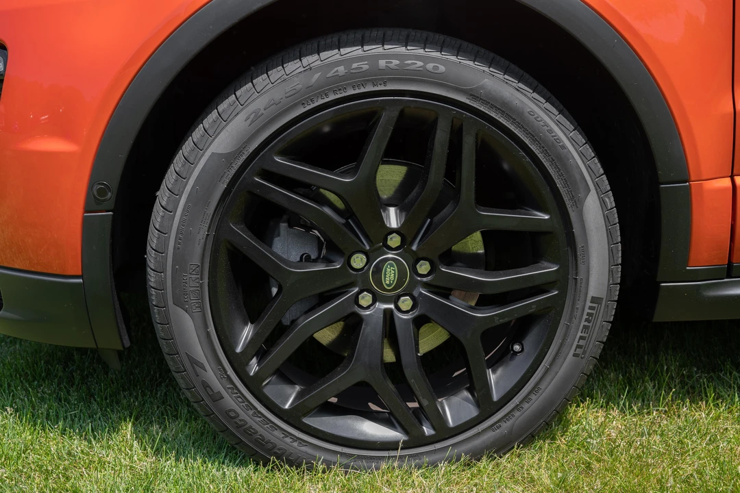 2017 Land Rover Range Rover Evoque 1st Gen - Image 21 of 31