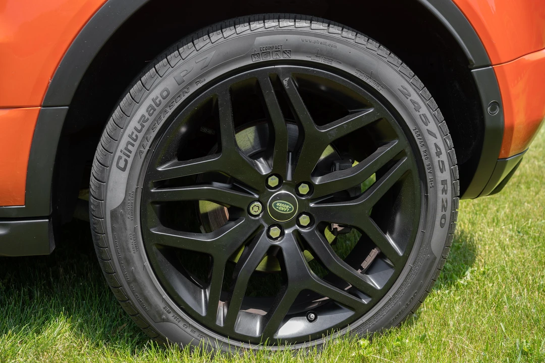 2017 Land Rover Range Rover Evoque 1st Gen - Image 25 of 31