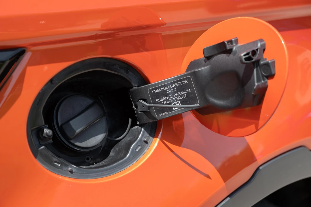 2017 Land Rover Range Rover Evoque 1st Gen - Image 19 of 31