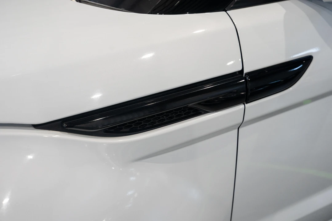 2017 Land Rover Range Rover Evoque 1st Gen - Image 30 of 31