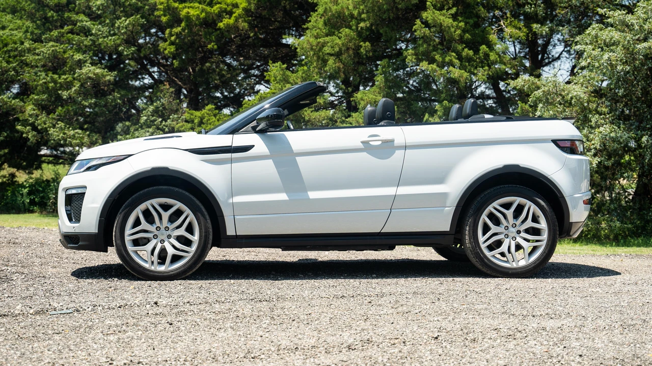 2017 Land Rover Range Rover Evoque 1st Gen - Image 7 of 31