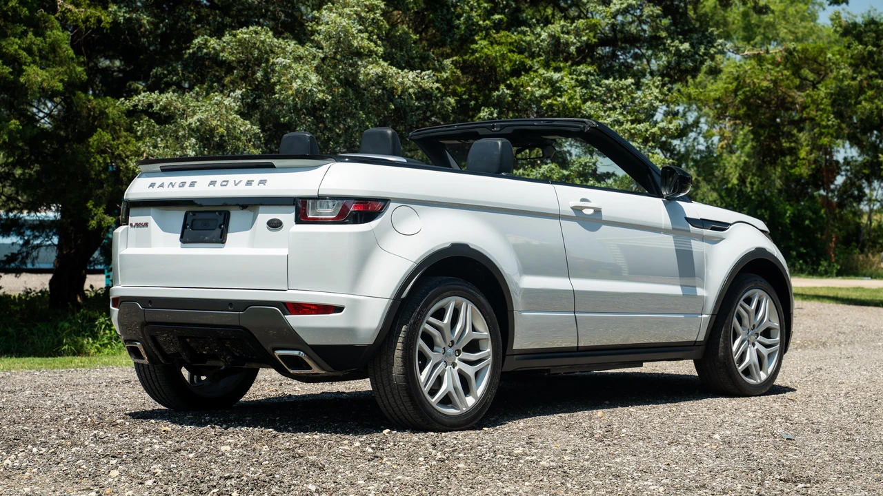 2017 Land Rover Range Rover Evoque 1st Gen - Image 9 of 31