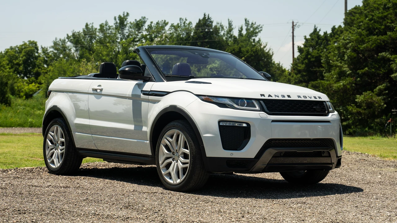 2017 Land Rover Range Rover Evoque 1st Gen - Image 11 of 31