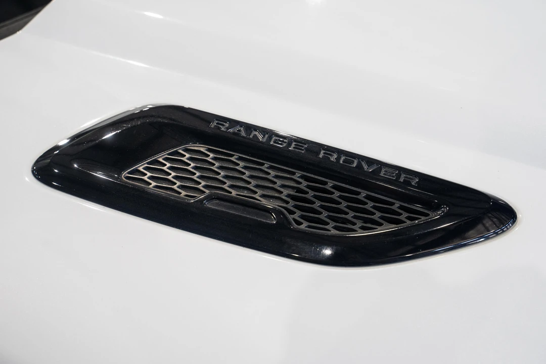 2017 Land Rover Range Rover Evoque 1st Gen - Image 19 of 31