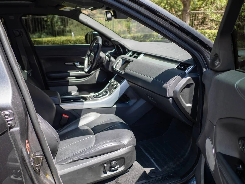 2017 Land Rover Range Rover Evoque 1st Gen - Image 19 of 23