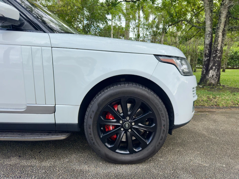 2017 Land Rover Range Rover L405 - Image 23 of 31