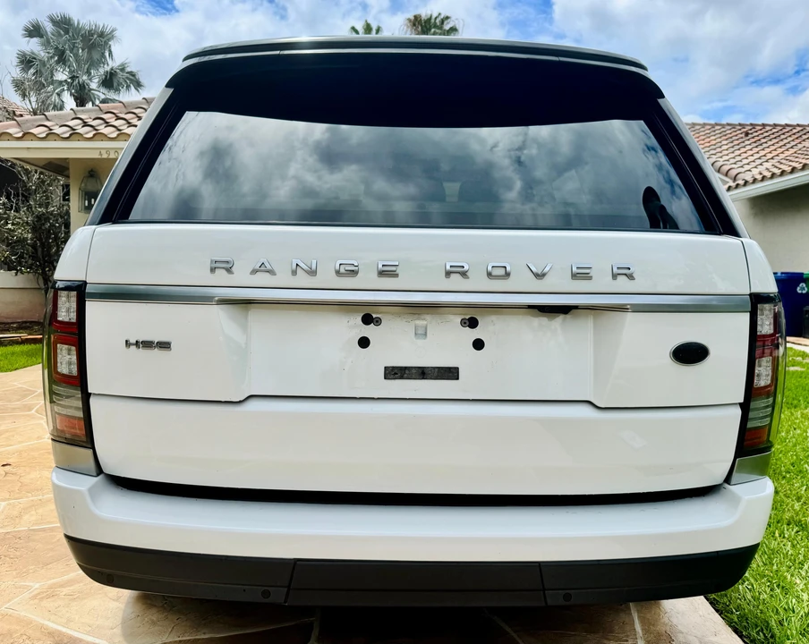 2017 Land Rover Range Rover L405 - Image 13 of 31