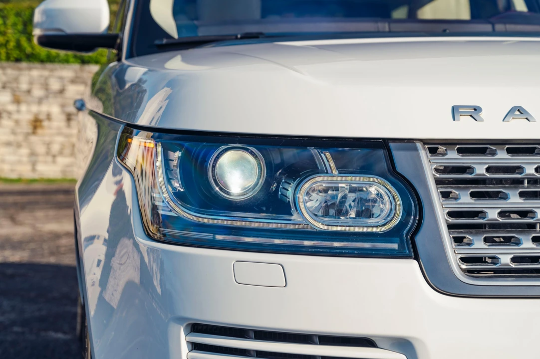 2017 Land Rover Range Rover L405 - Image 19 of 31