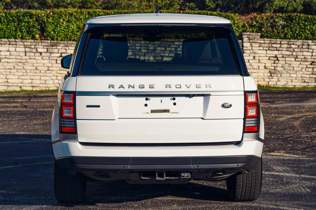 2017 Land Rover Range Rover L405 - Image 5 of 31