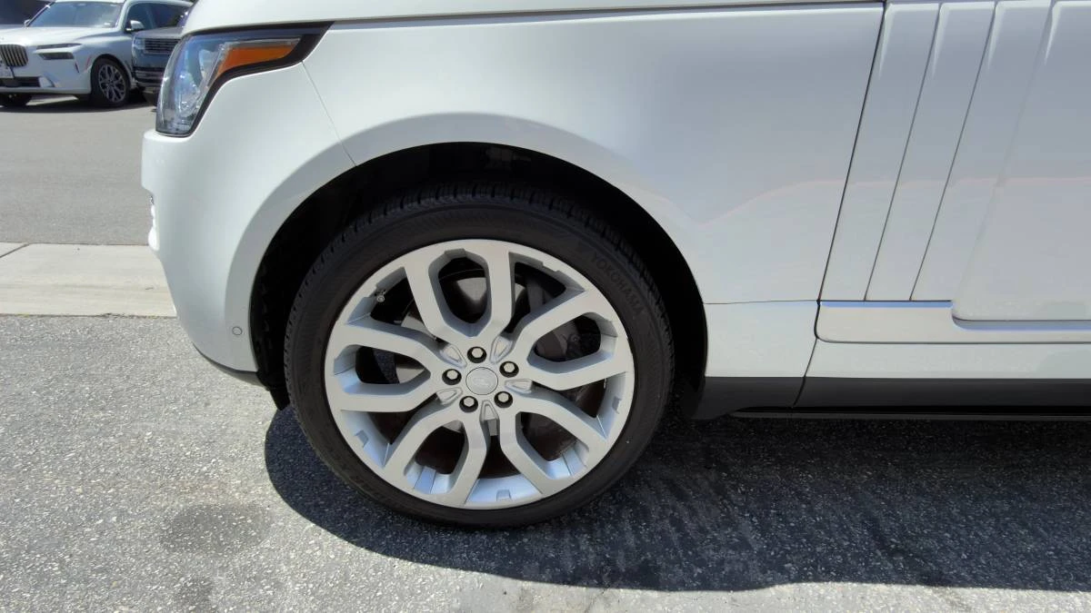 2017 Land Rover Range Rover L405 - Image 7 of 11