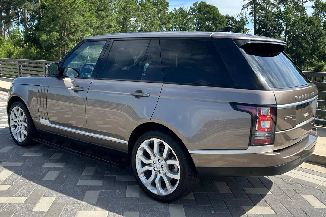 2017 Land Rover Range Rover L405 - Image 3 of 5